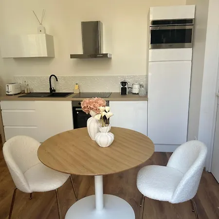 L O De De Jules Spa Privatif Apartment